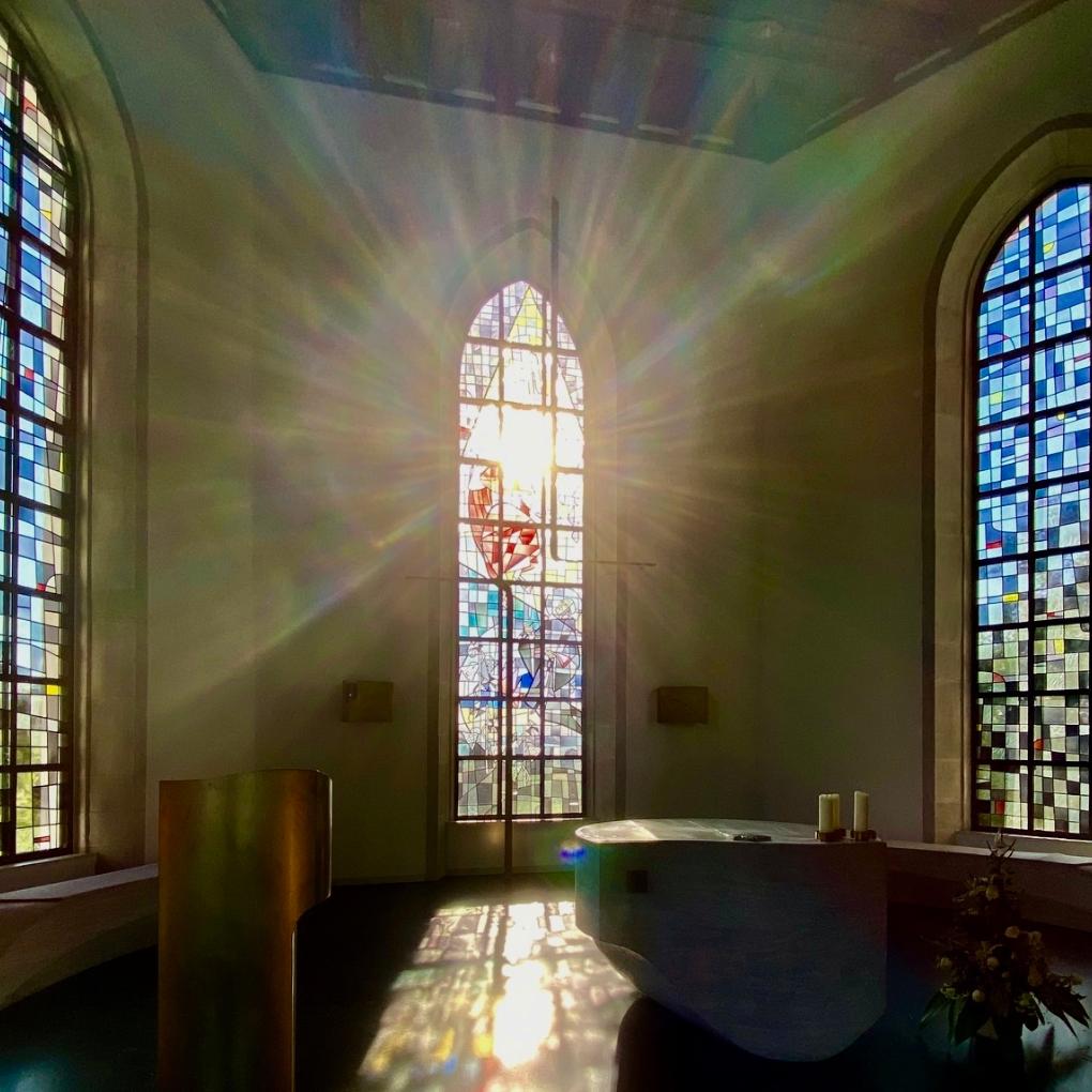 Frohe Ostern (Ehemaliges Kloster auf der Vogelsburg b. Volkach, Foto: B. Hauck)
